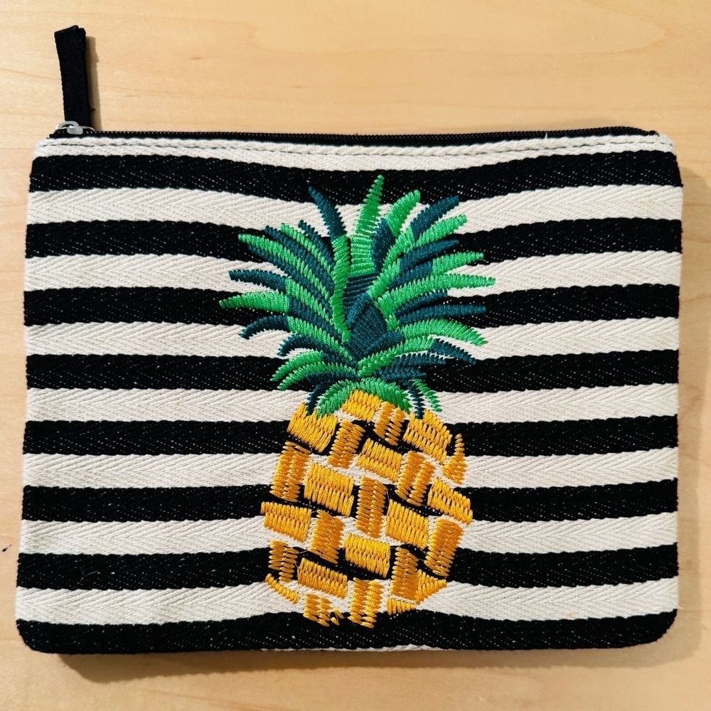 World Market Black and White Striped Clutch with Pineapple Design - NWOT